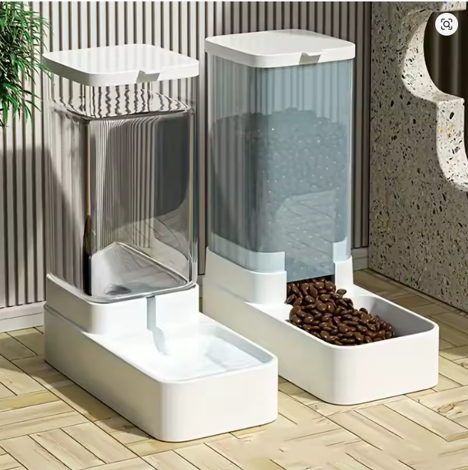2-teiliges Futter- und Wasserspender Set für Haustiere